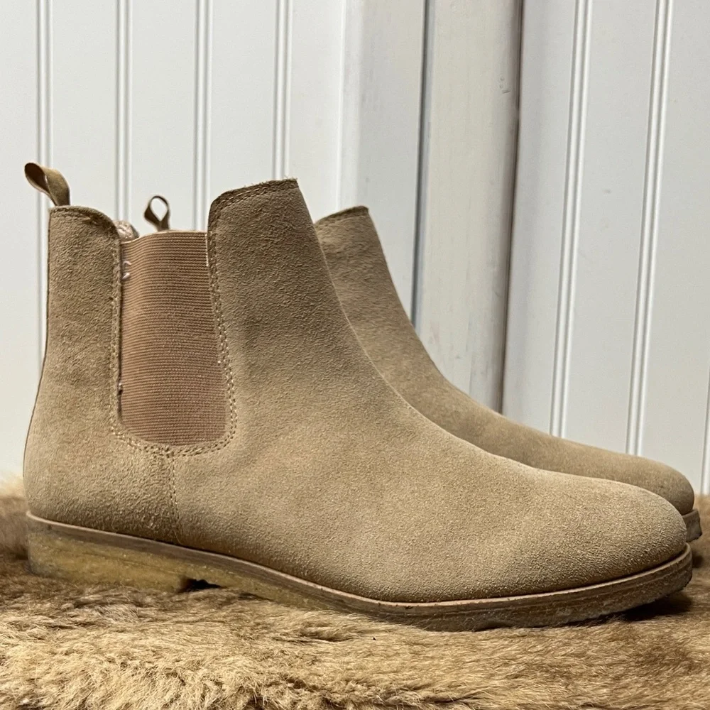 Urban Outfitters Double Crepe Suede Chelsea Ankle Boots 9.5 Booties Leather UO